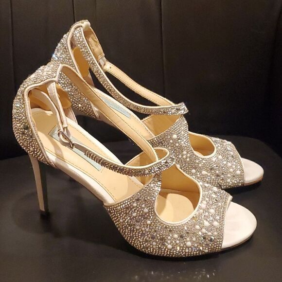 BLUE BY BETSEY JOHNSON "Bayli" Bling Heels - Size 8 1/2 - Picture 1 of 10